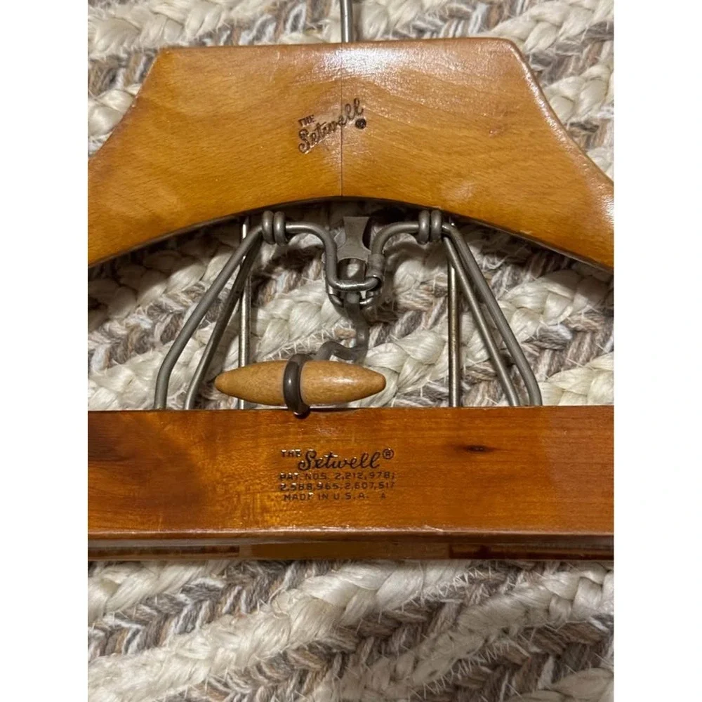 Vintage Wood Clothes Hangers Trouser Bar Skirt‎ Suit Lot of 2 Setwell